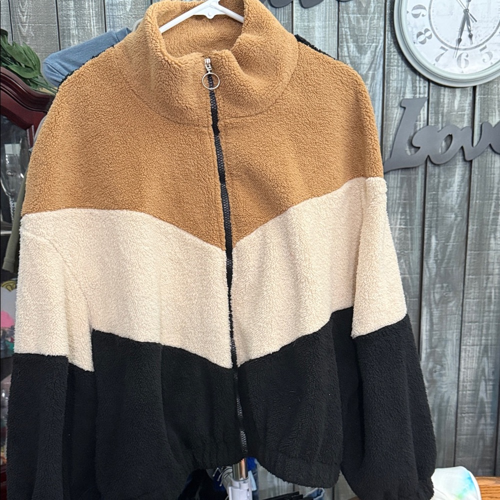 Colorblock Sherpa Jacket - Tan, Cream, and Black